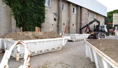 Benne de chantier : achat ou location ?